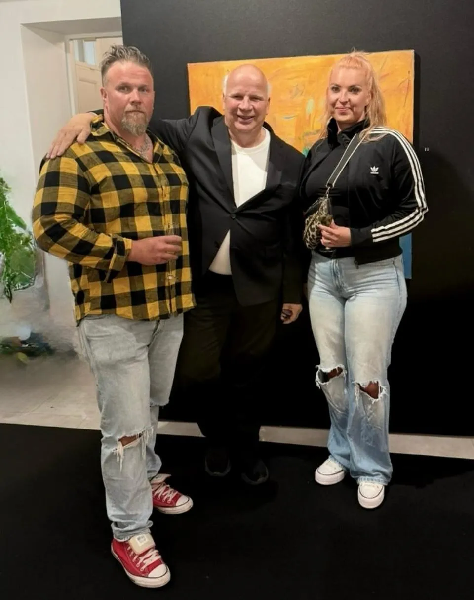 Visitors, artists and collectors at Matti Sirvio Art Galleria — photo 21