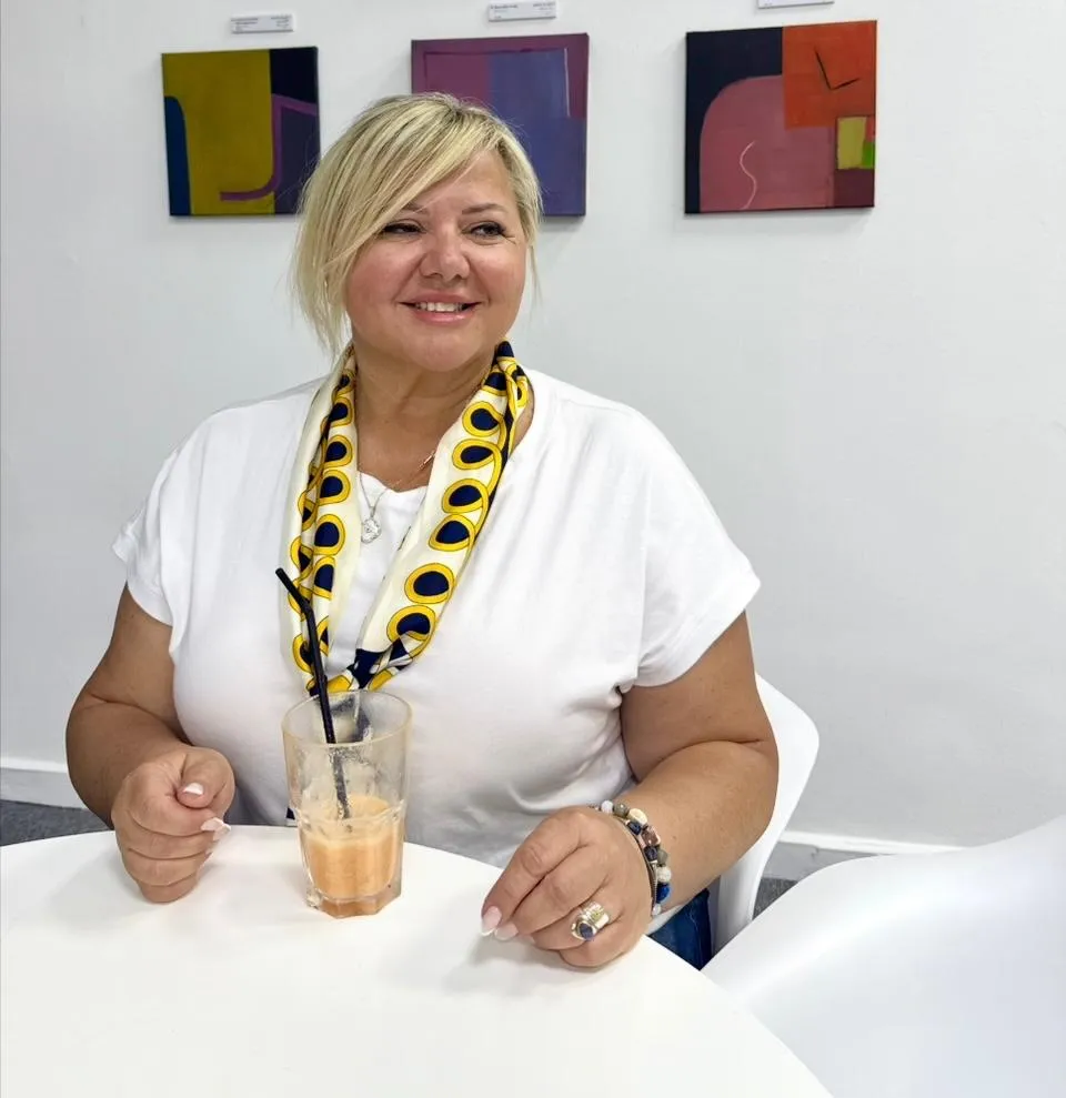 Visitors, artists and collectors at Matti Sirvio Art Galleria — photo 35